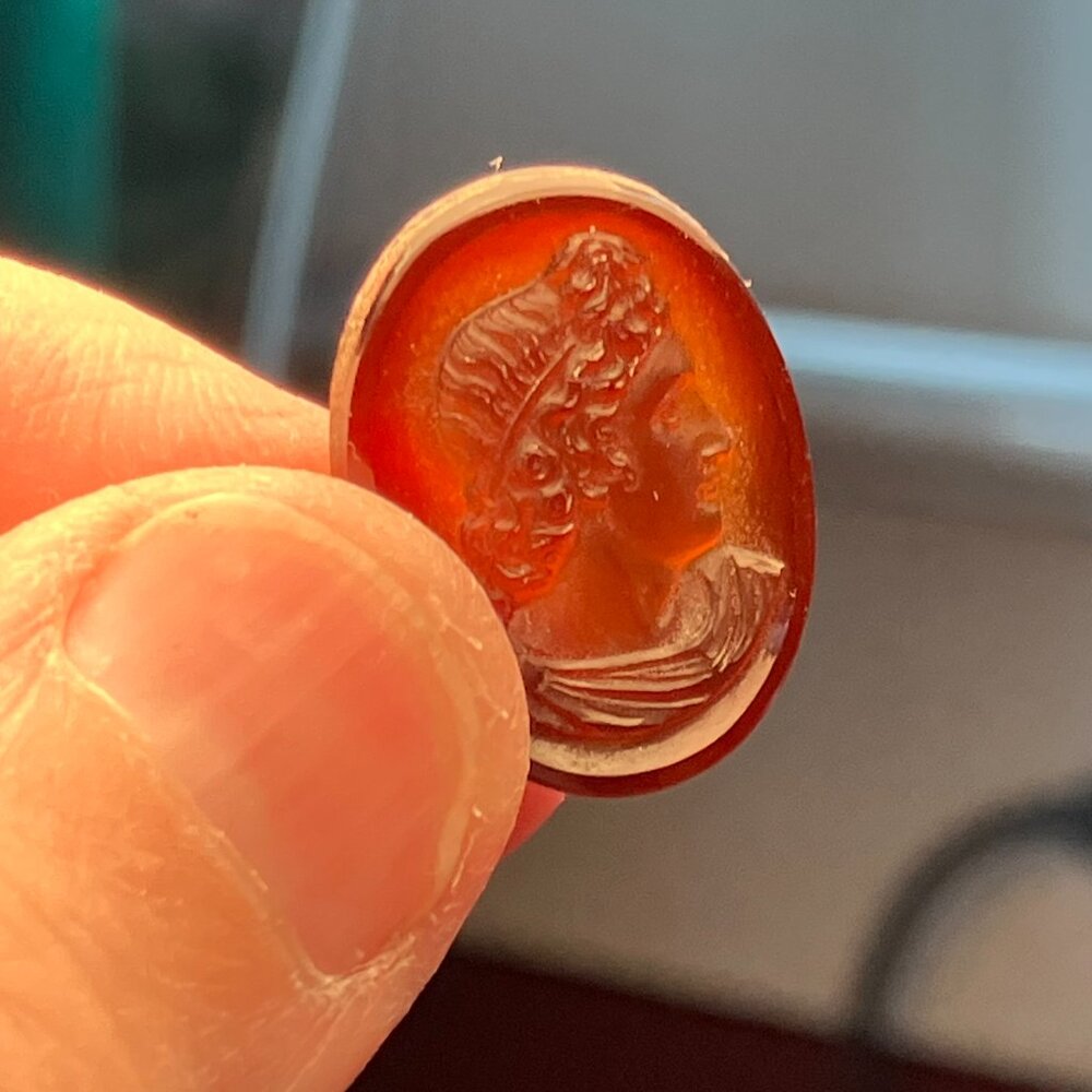 Tiny Brown Cameo - image 2